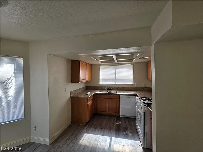 6444 Deadwood Rd — Photo 28