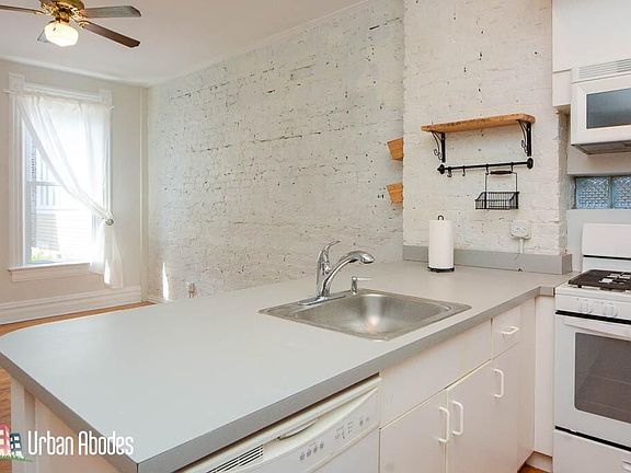 5th image of 1129 N Winchester Ave #Ch1m
