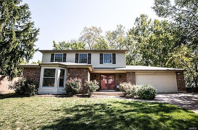 1st image of 2142 Grandview Dr