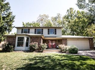 2142 Grandview Dr, Saint Louis, MO 63131