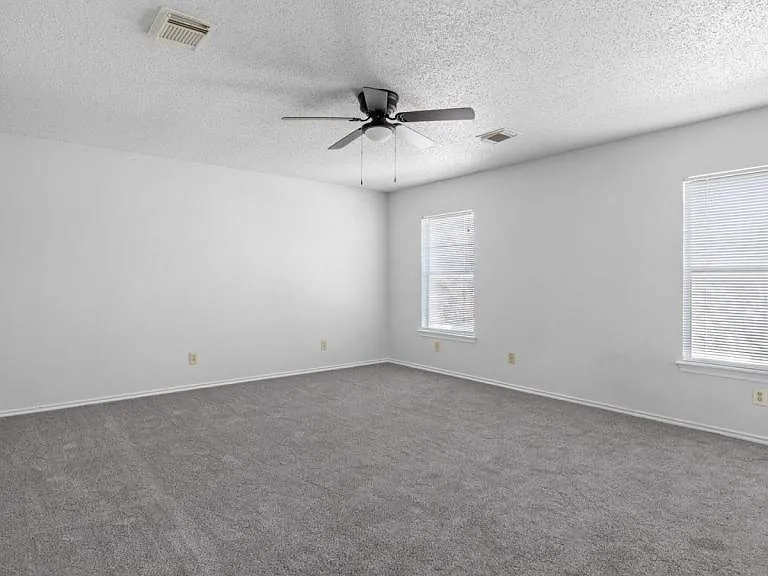 1021 Bridgemont Pl — Photo 7