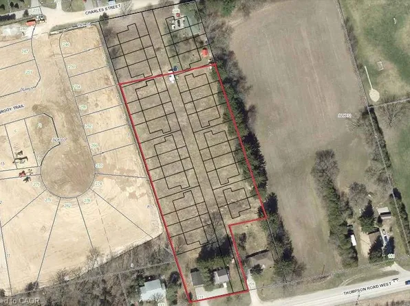 206 Charles St, Norfolk County, ON N0E 1Y0