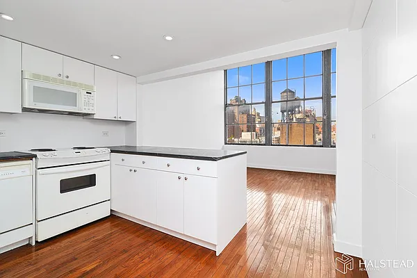 Sold by Halstead Real Estate | media 22