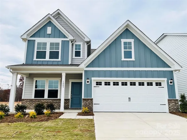 1003 Rocking Horse Rd, Indian Trail, NC 28079