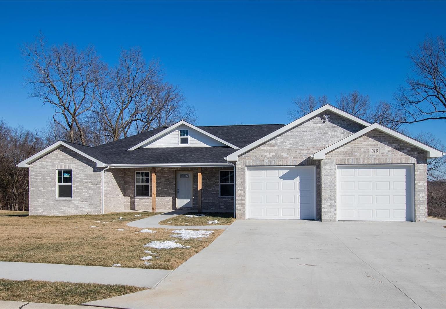 915 Cochise Dr, Holts Summit, MO 65043 Zillow