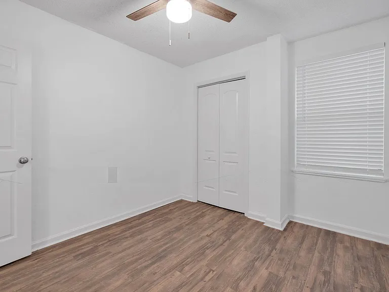 1916 Botany Dr — Photo 17