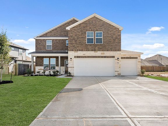 2nd image of 755 Woodhaven Lakes Dr