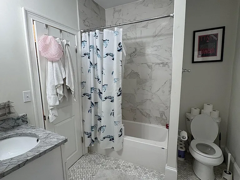 62 W Cedar St #1A — Photo 7