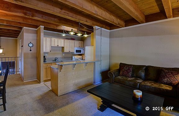 4th image of 861 Southwood Blvd #38