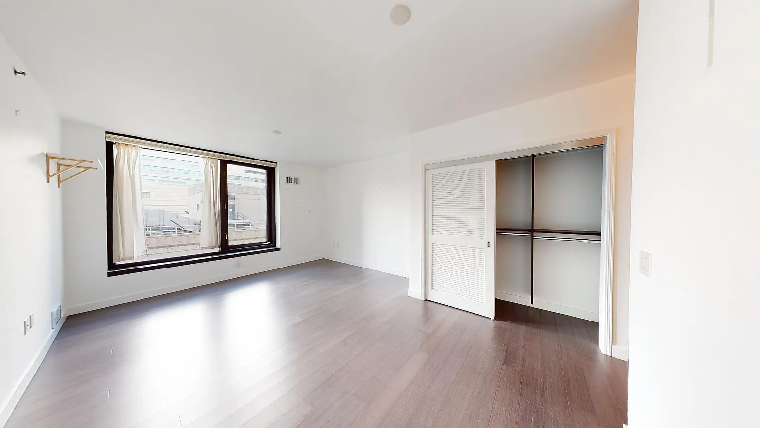 199 New Montgomery St Unit 1203 photo 1