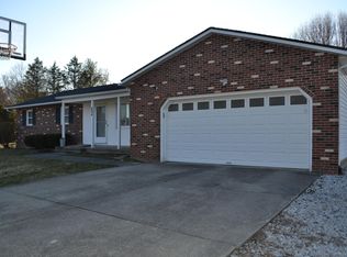 894 Carryback Dr SW, Pataskala, OH 43062