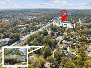 5215 Church St, Flowery Branch, GA 30542