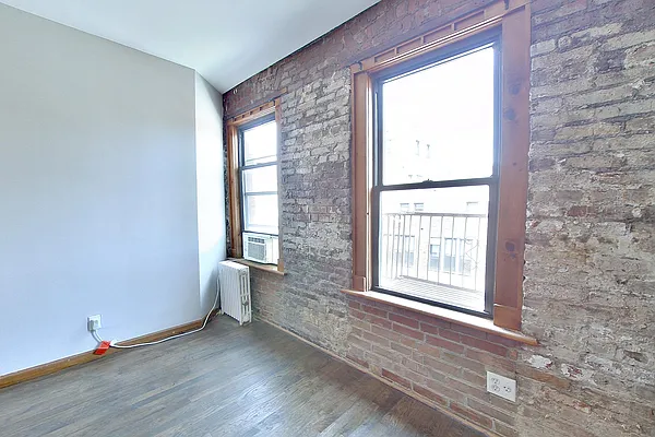 Rented by Centennial Properties NY | media 5