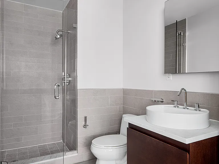 125 W 21st St #5B — Photo 7