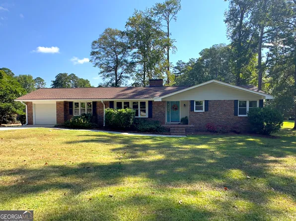 2790 Jodeco Dr, Jonesboro, GA 30236
