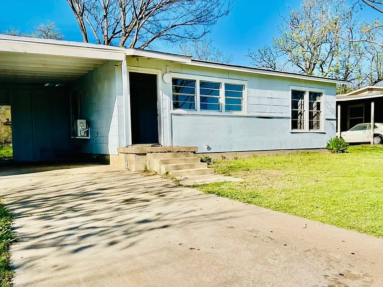 617 Jane Ln — Photo 15