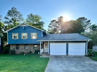 6091 Katherine Rd, Rex, GA 30273
