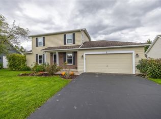 5 Wellington Ponds, Rochester, NY 14624
