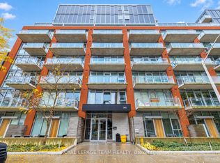 340 McLeod St #340, Ottawa, ON K2P 1A4