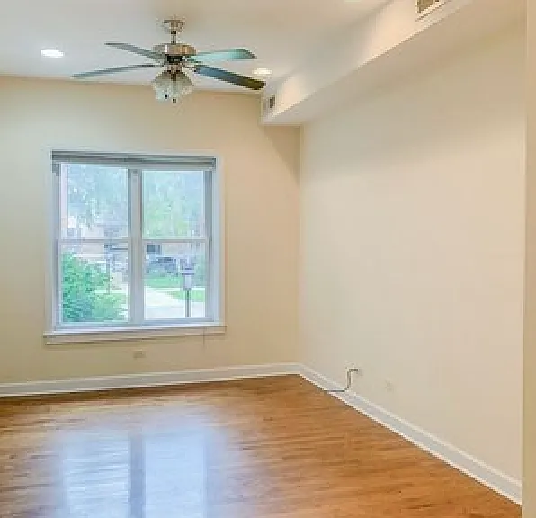 847 W Cornelia Ave #3S — Photo 4