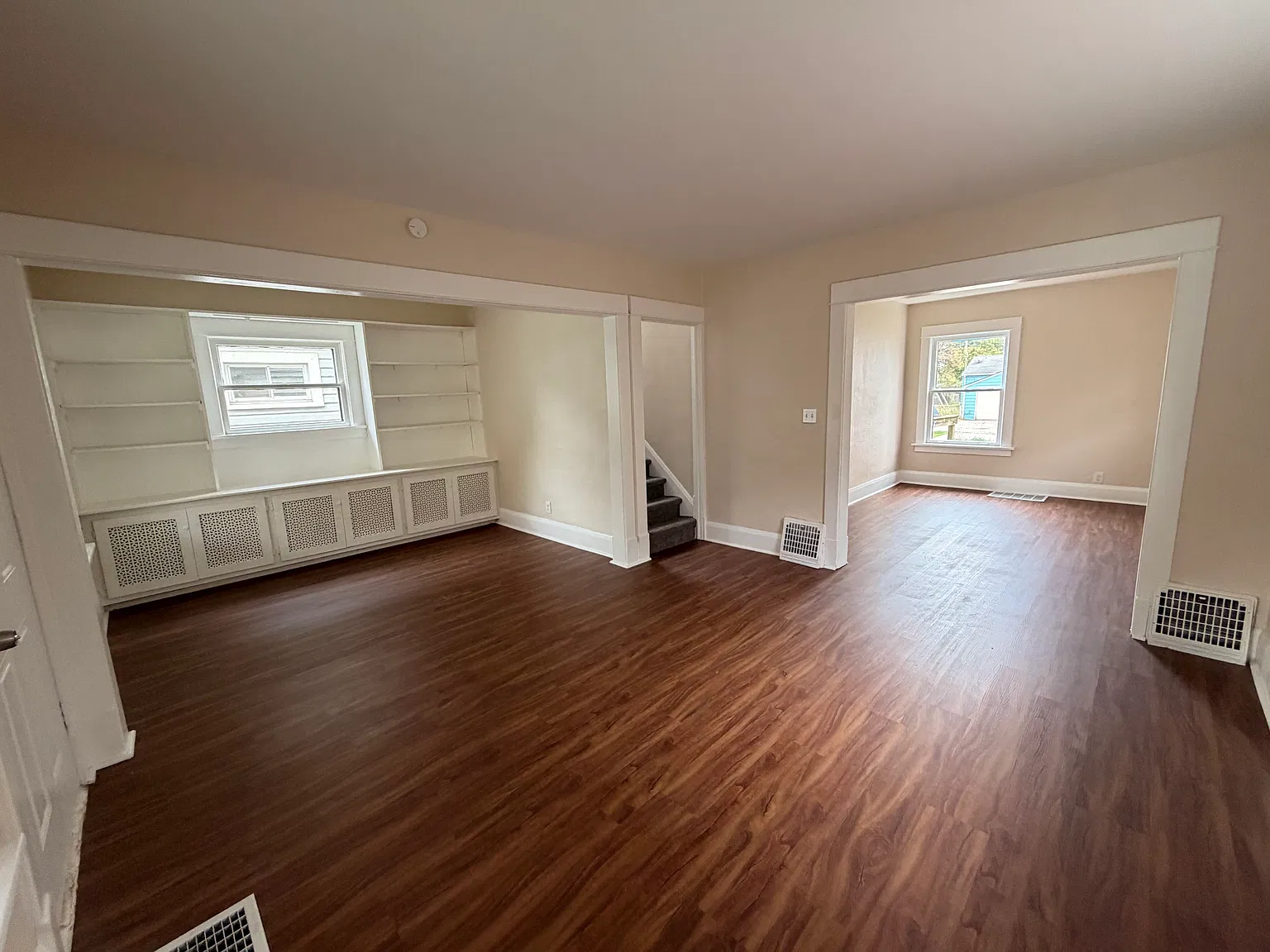 3 bed, 1176 sqft, $1,300 — Photo 2