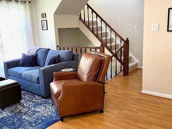 3rd image of 6525 Birchleigh Way