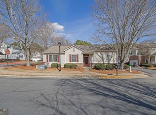 326 Hiawassee Dr, Woodstock, GA 30188
