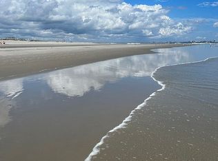 10 Beach Rd #1, Ocean City, NJ 08226