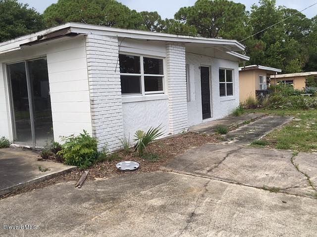 1st image of 2308 S Hopkins Ave