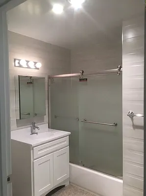 Rented by Q52 LLC | media 3