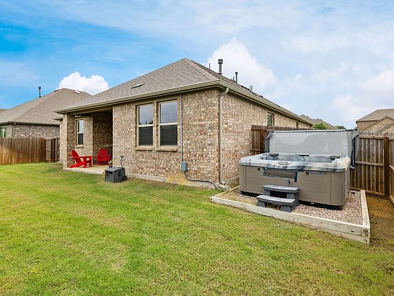 4th image of 10117 Table Bluff St