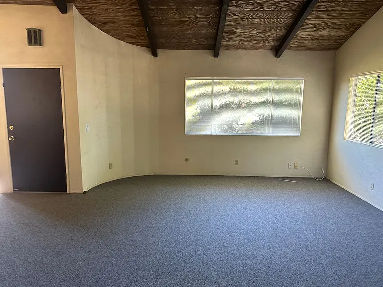 1295 Bond St — Photo 6