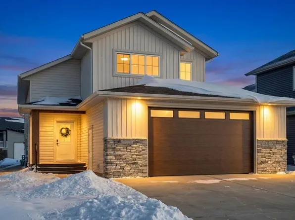 148 S Red Ash Cv, Springbrook, AB T4S 0E4