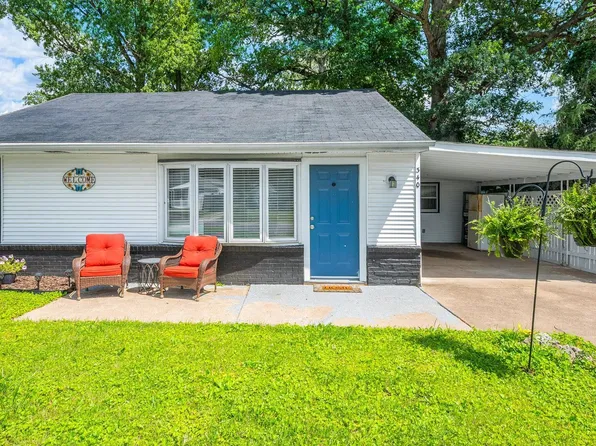 340 Forrest Dr, North Pekin, IL 61554