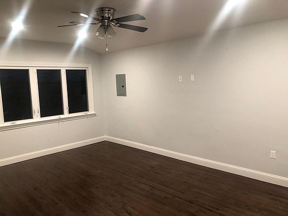 5th image of 65 Furness Pl