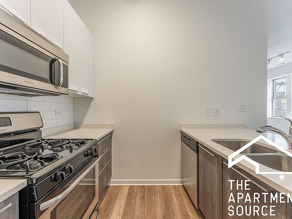 2nd image of 2700 W North Ave #204