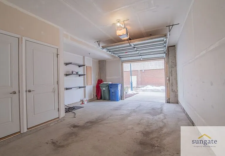 1724 Lantern Mews — Photo 3