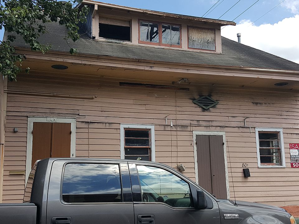 1st image of 801 Spain St