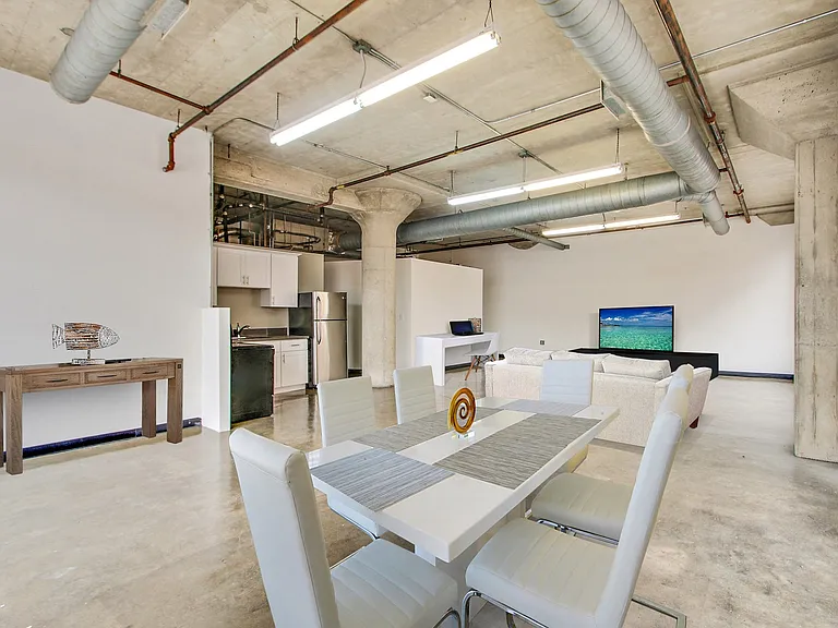RiverFront live - Work Lofts — Photo 15