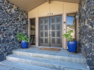 1724 10th Pl NE, East Wenatchee, WA