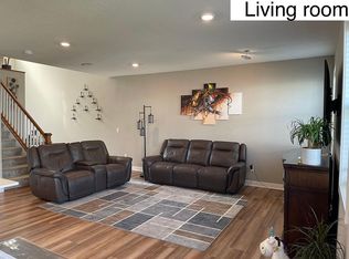 7257 Yellowstone Ct N, Maple Grove, MN 55311