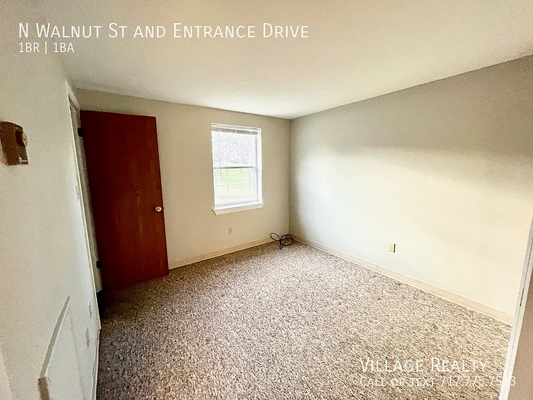 N Walnut St — Photo 23