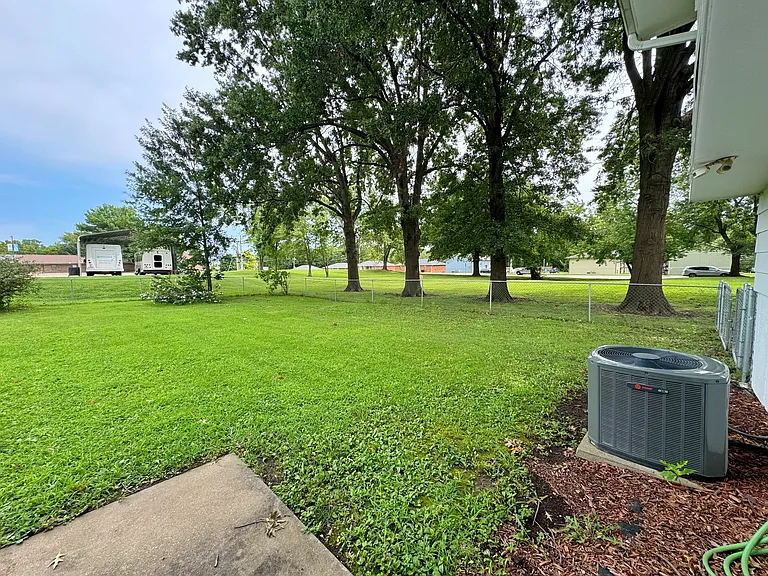 835 E Gay St — Photo 25