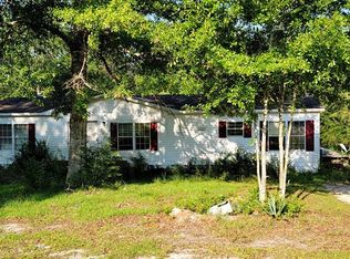 25920 Pinecrest Dr, Picayune, MS 39466