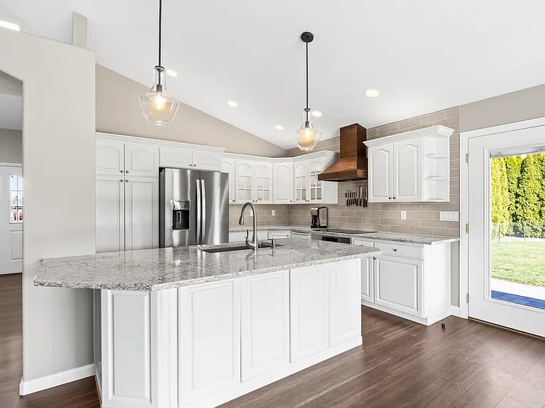 7700 Ryegrass Rd — Photo 13