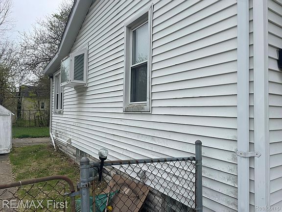 4th image of 6184 Guilford St