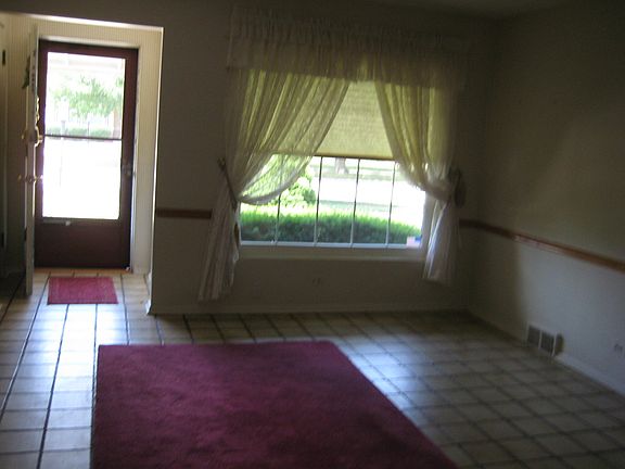 3rd image of 1429 Morgan Ave