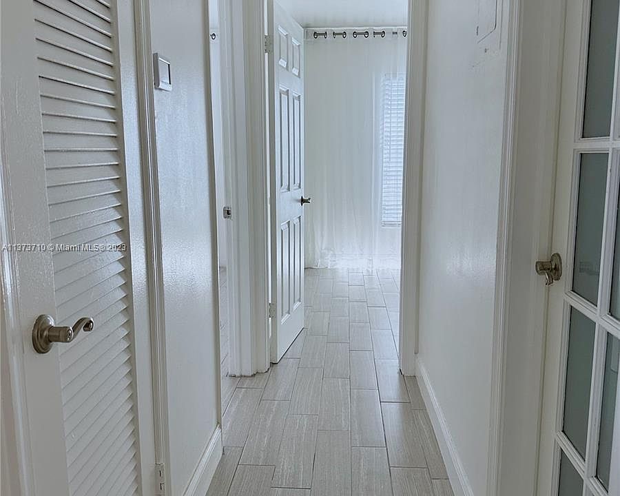 Imperial Point Colonnades Condominiums 2201 NE 66th St Fort