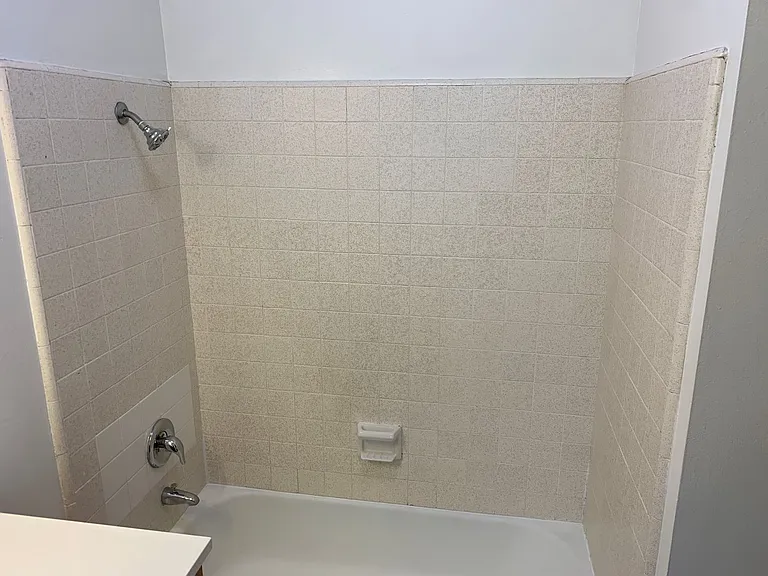 4700 Dexter Dr — Photo 48