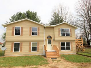 1502 Beaver Run Rd SE, Hebron, OH 43025